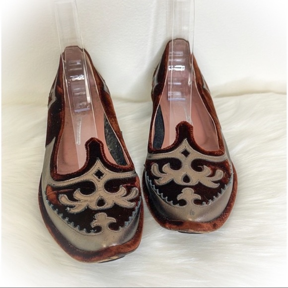 💕Beautiful Velvet Mules Pointed Toe Kitten Heels💕 - Picture 6 of 12